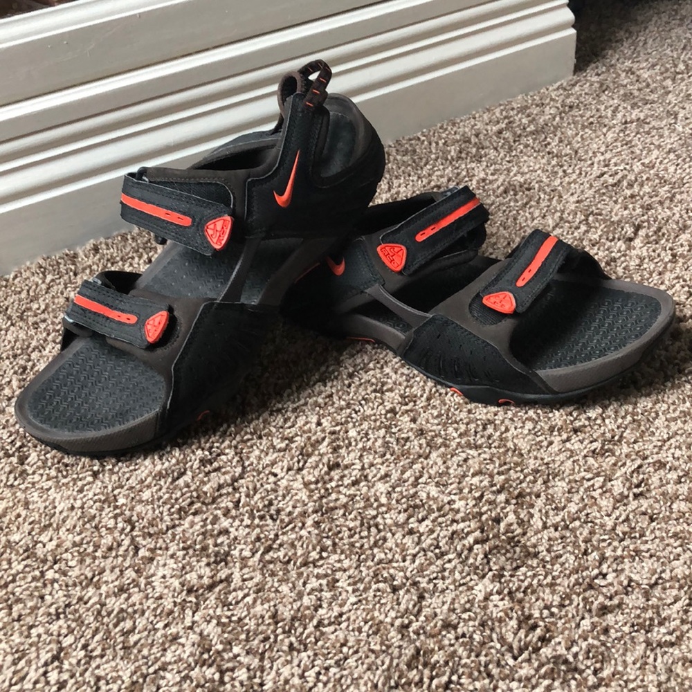 Nike Men’s ACG Sandals
